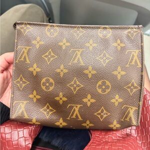 Louis Vuitton pouch (no straps)